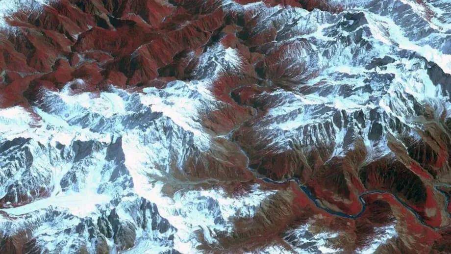 Mega-Dam ng China sa Yarlung Tsangpo: Kahanga-hangang Gawaing-Inhinyeriya o Mitsa ng Tensiyon sa Rehiyon?