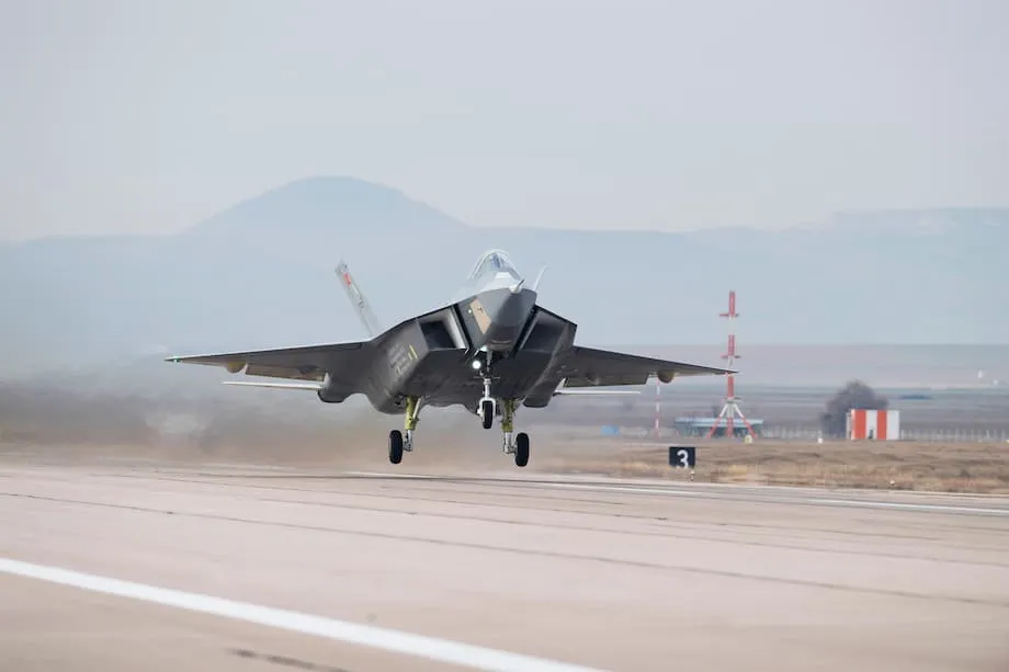 Bumuo ang Turkey at Indonesia ng Makasaysayang Pakikipagtulungan sa Depensa sa Pamamagitan ng mga Kasunduan sa KAAN Fighter Jet at mga Frigate