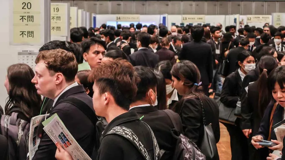 Hamon ng Japan sa Paglinang ng Pandaigdigang Yamang-Tao: Mga Patakaran, Pag-unlad, at mga Susunod na Hakbang