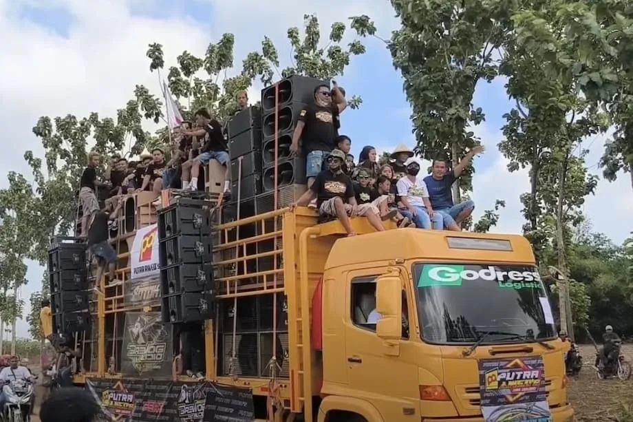 Sound Horeg sa Indonesia: Kultura, Kontrobersiya, at mga Panawagan para sa Regulasyon