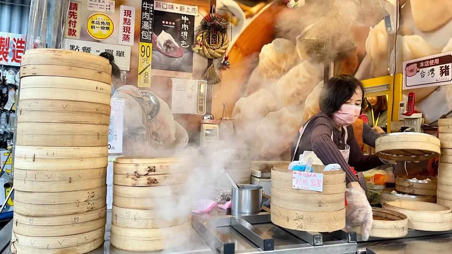 Pagtuklas sa Taipei: Paglalakbay sa Pagkain, mga Pamilihan, at Kultura