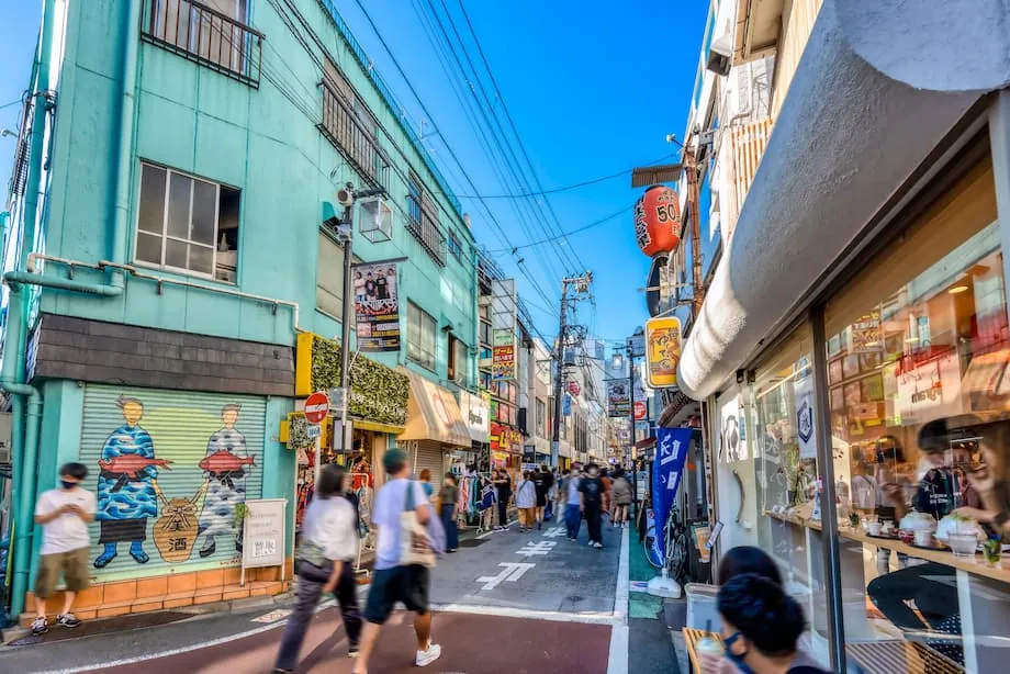Shimokitazawa: Pinakama-cool na Kapitbahayan ng Tokyo at ang Nagpapatuloy na Diwa ng Malikhaing Pamumuhay sa Lungsod