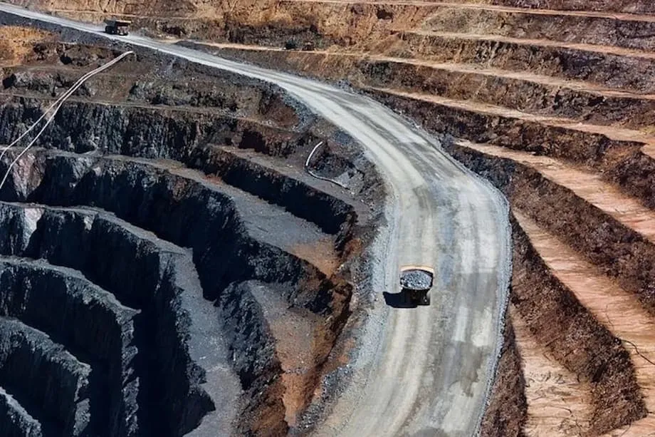 Paghihigpit ng China sa Pagmimina ng Lithium: Binabago ng mga Bagong Regulasyon ang Pandaigdigang Industriya