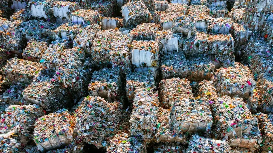 Binagong Isahang Proseso para Gawing Gasolina ang Basurang Plastik: Nagtakda ng Bagong Pamantayan sa Pagre-recycle ang Pangkat ng US at China