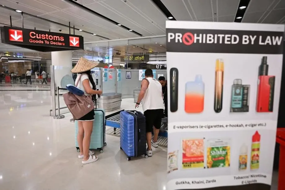 Mahigpit na Kampanya ng Singapore Laban sa Vape: Ano ang Dapat Malaman ng mga Dayuhan