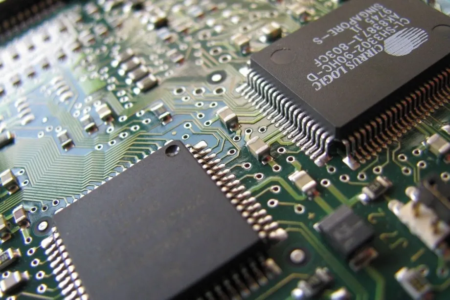 Japan at India Bumubuo ng Bagong Landas sa Paggawa ng Semiconductor: Paglilipat ng Legacy Production upang Palakasin ang mga Supply Chain