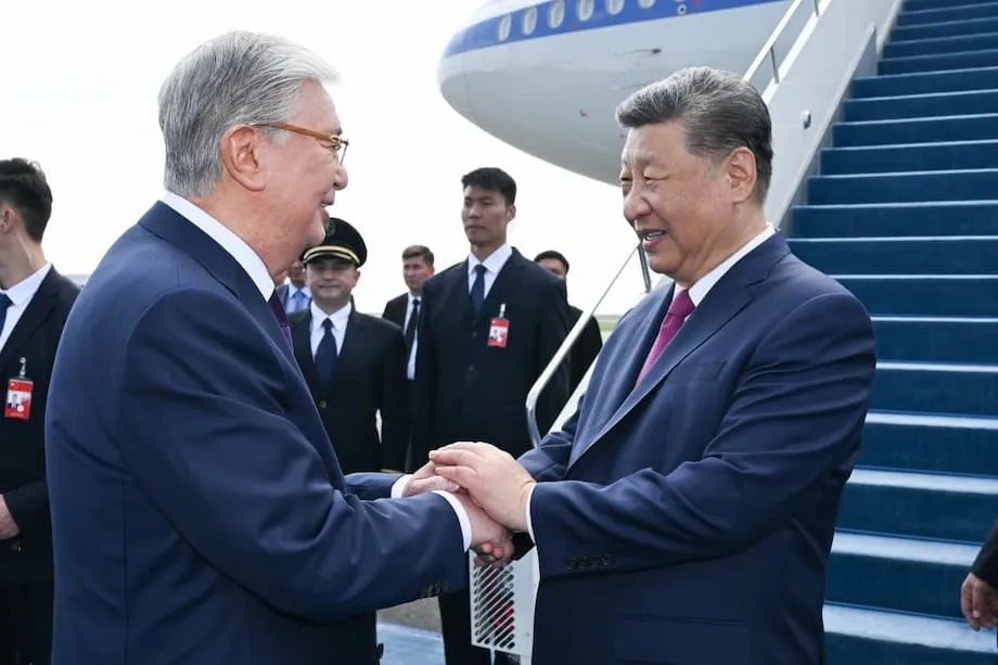 Pinaigting ng Belt and Road Initiative ng China ang Paglawak sa Gitnang Asya: Mga Estratehikong Pamumuhunan, Seguridad sa Yaman, at mga Pagbabagong Heopolitikal