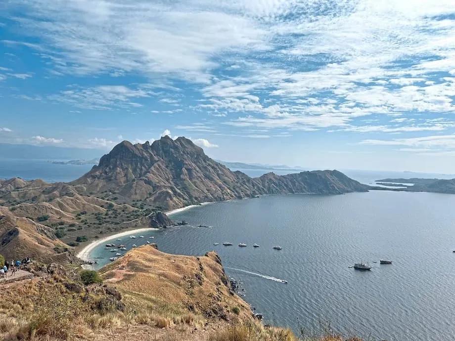 Labuan Bajo: Sumisikat na Destinasyon ng Indonesia para sa Napapanatiling Pakikipagsapalaran at Tunay na Kagandahan
