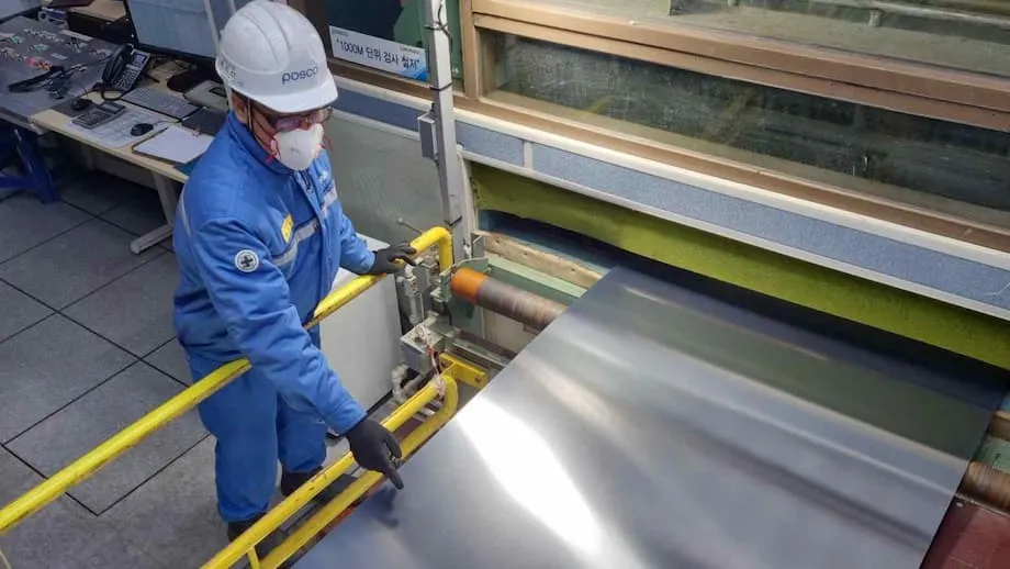 Kinubkob ang Industriya ng Bakal ng South Korea: Pagharap sa mga Taripa ng US, Kompetisyon mula sa China, at mga Pagbabago sa Pandaigdigang Kalakalan