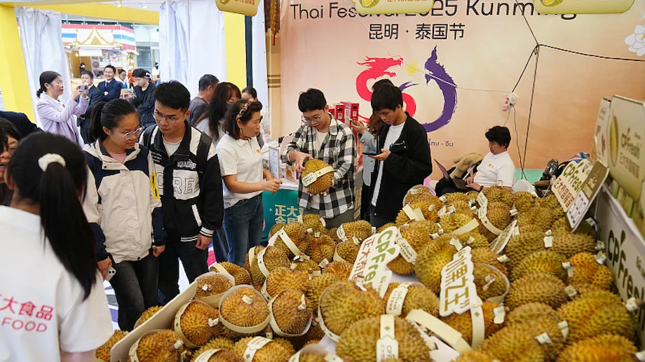 Ipinagdiriwang ng China at Thailand ang 50 Taon ng Ugnayang Diplomatiko sa Pamamagitan ng mga Pagsulong sa Ekonomiya, Kultura, at Estratehiya