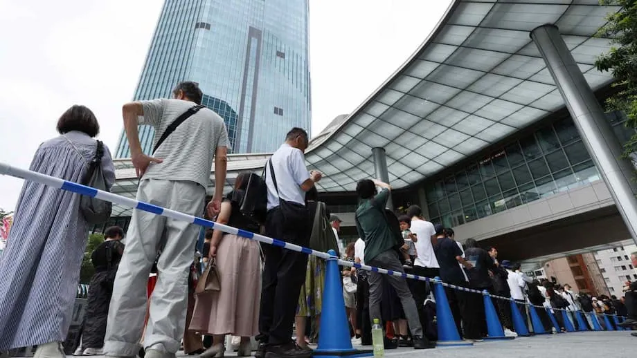 Sa loob ng NEWoMan Takanawa, mall sa Tokyo na may tanawin ng Mount Fuji, mga hardin sa bubong at teknolohiya ng matalinong lungsod