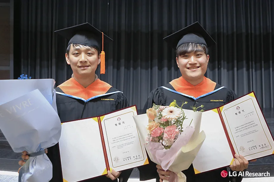 Sinusubukan ng mga graduate school ng AI na pinatatakbo ng kumpanya ang plano ng South Korea na palawakin ang hanay ng mga eksperto sa teknolohiya