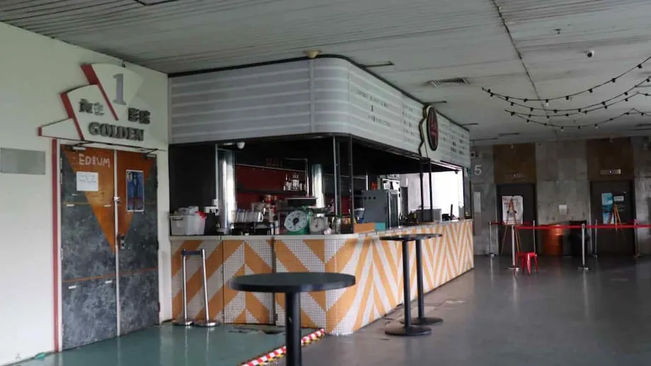 Nagsasara ang mga Sinehan sa Singapore Habang Bumabagsak ang Manonood: Binabago ng COVID 19, Streaming at mga Gastos ang Pambansang Libangan