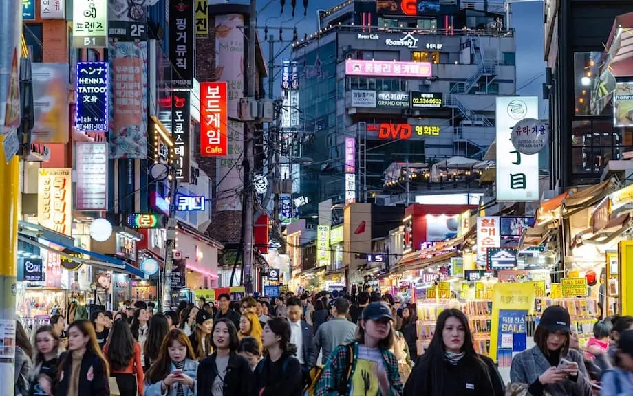 Mula sa screen tungo sa lansangan: kung paano binabago ng kulturang Koreano ang paglalakbay sa South Korea