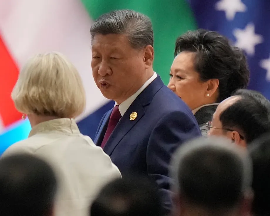 Pagsupil ni Xi Jinping sa mga Feminista sa Tsina sa Gitna ng Summit sa Karapatan ng Kababaihan