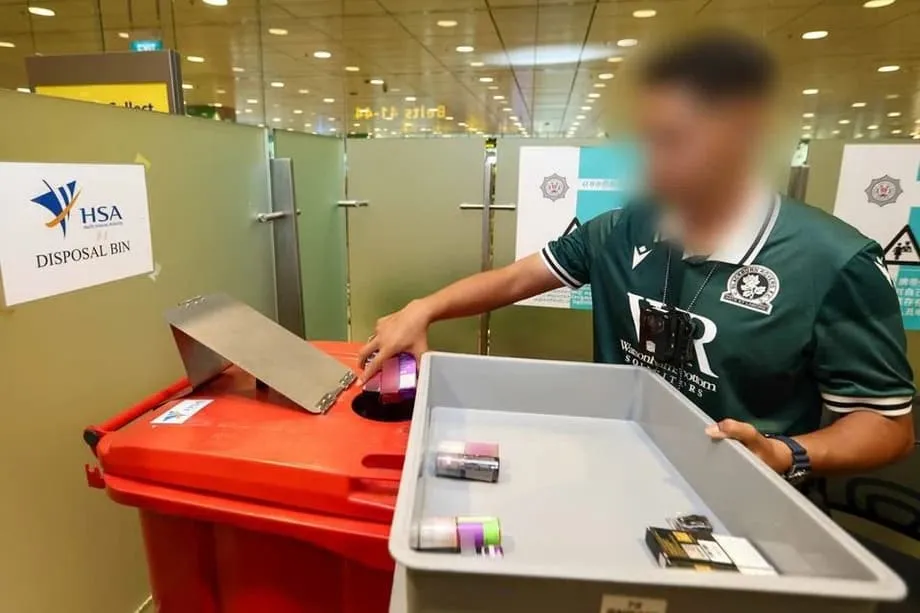 Nadakip sa mga checkpoint ng Singapore ang 88 lumabag at S$1.25 milyon na hindi idineklara