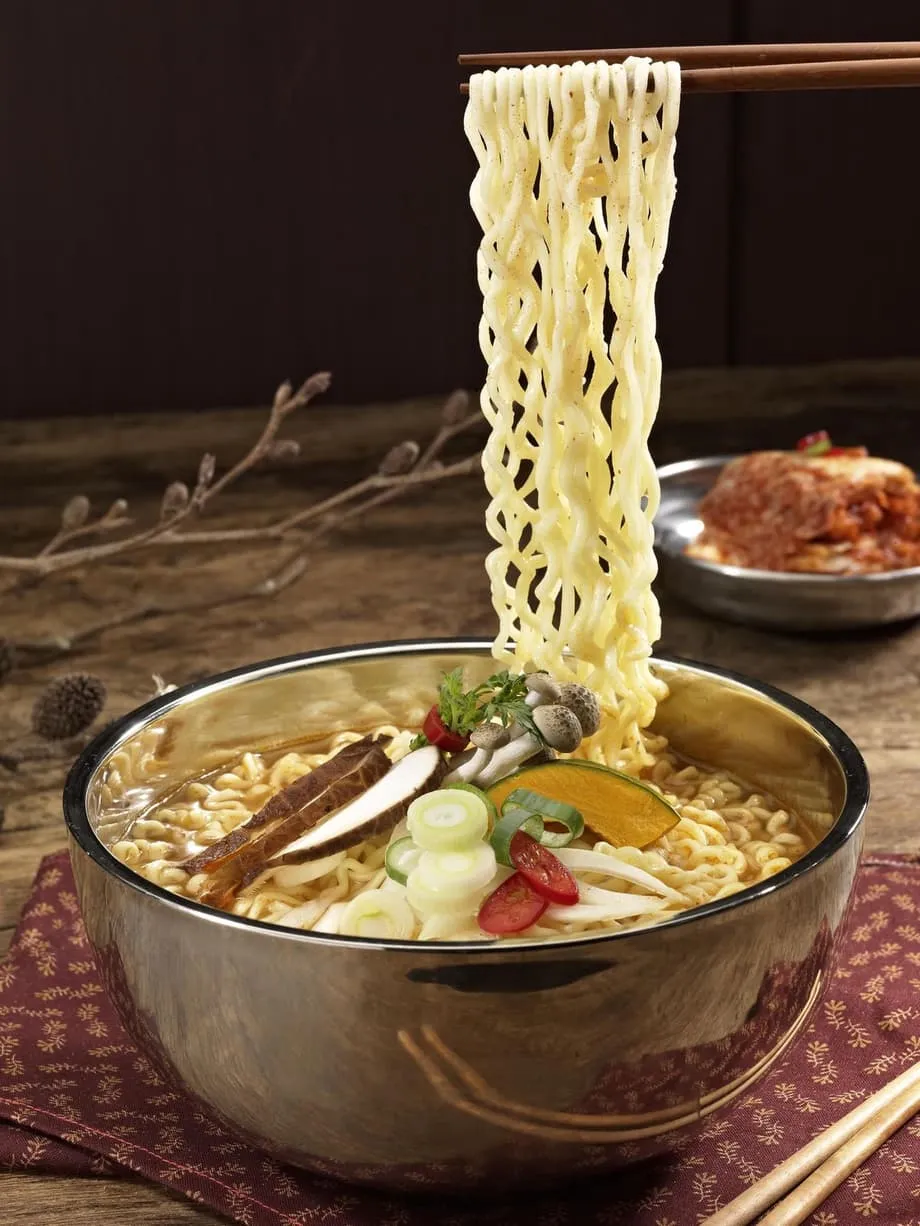 Nanguna ang Vietnam sa Konsumo ng Instant Noodles Kada Tao, Pumangalawa ang Korea at Umabot sa Rekord ang Pandaigdigang Demand