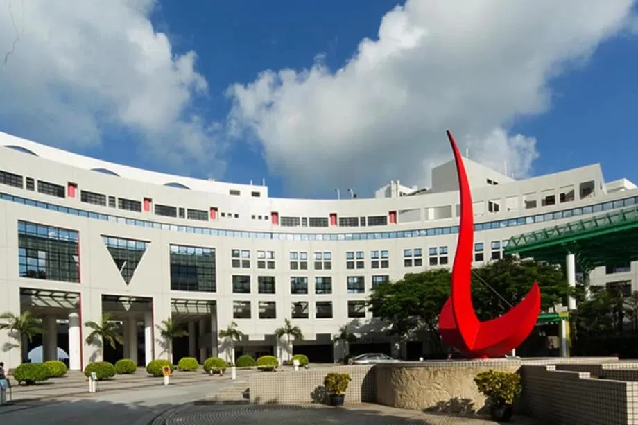 Mas Maraming Estudyante ang Inaakit ng mga Unibersidad sa Hong Kong Kaysa sa Tsinghua