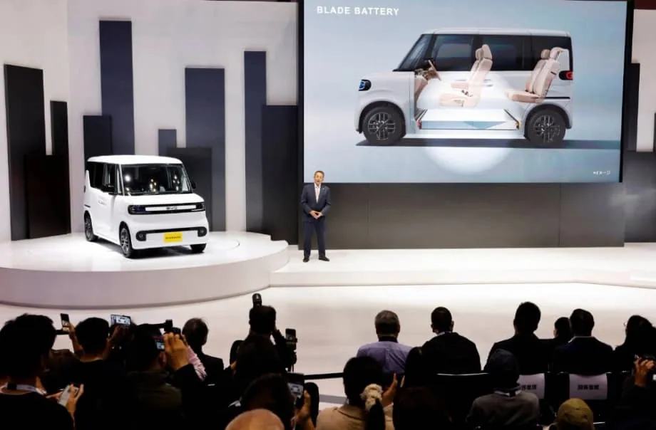 Inilantad ng BYD ang Racco kei EV sa Tokyo habang umiigting ang kompetisyon sa merkado ng maliliit na sasakyan sa Japan