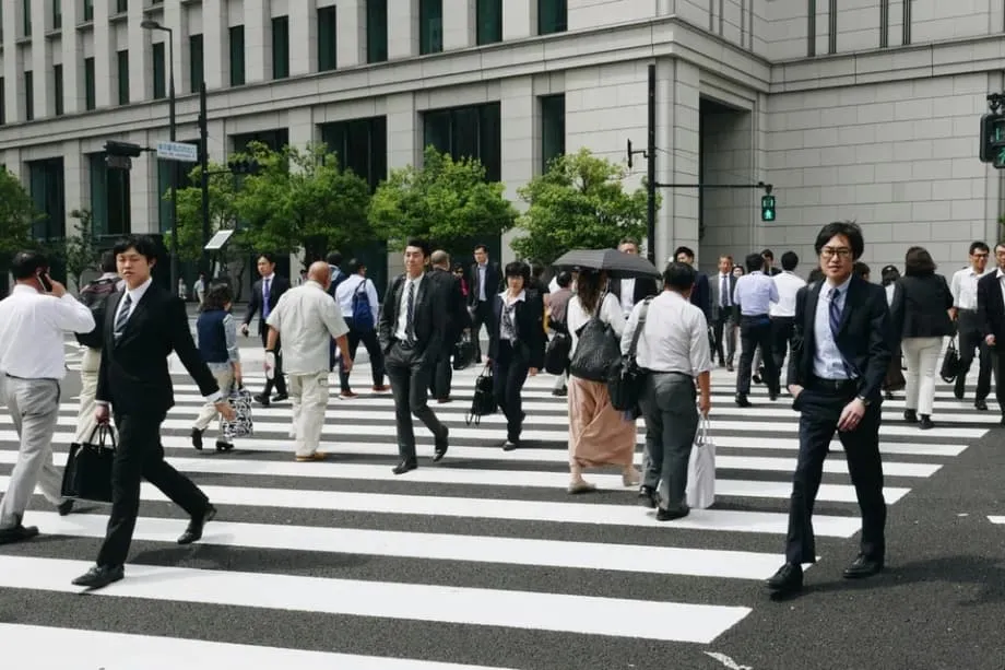 Maagang pagreretiro, pinipili ng mga korporasyon sa Japan habang binabago ng tumatandang lakas-paggawa at panggigipit ng mga mamumuhunan ang mga trabaho