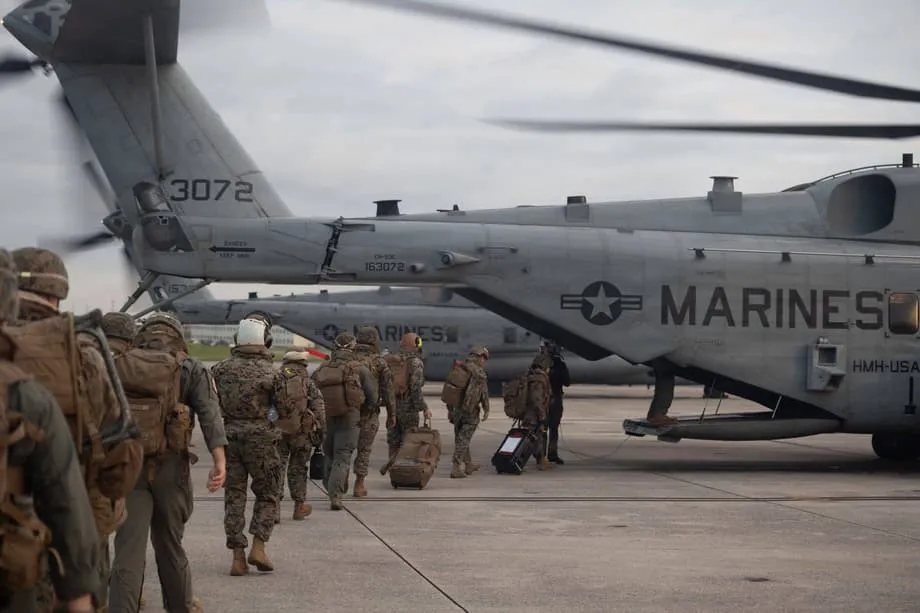Sinusubukan ng U.S. Marines ang sentro ng suplay at pagpapagasolina sa Isla ng Yonaguni, 70 milya mula Taiwan