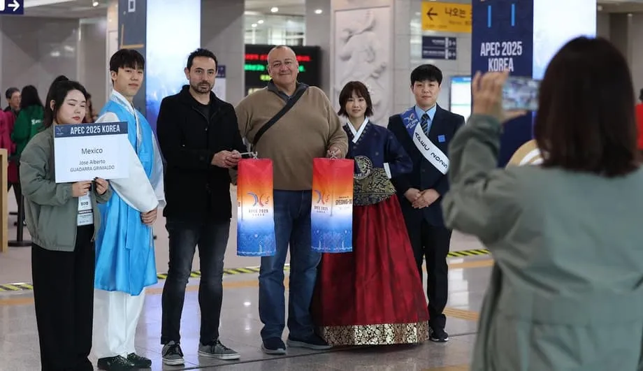 Sinubok sa APEC sa Gyeongju ang AI na Interpretasyon Habang Mabagal ang Pagtanggap