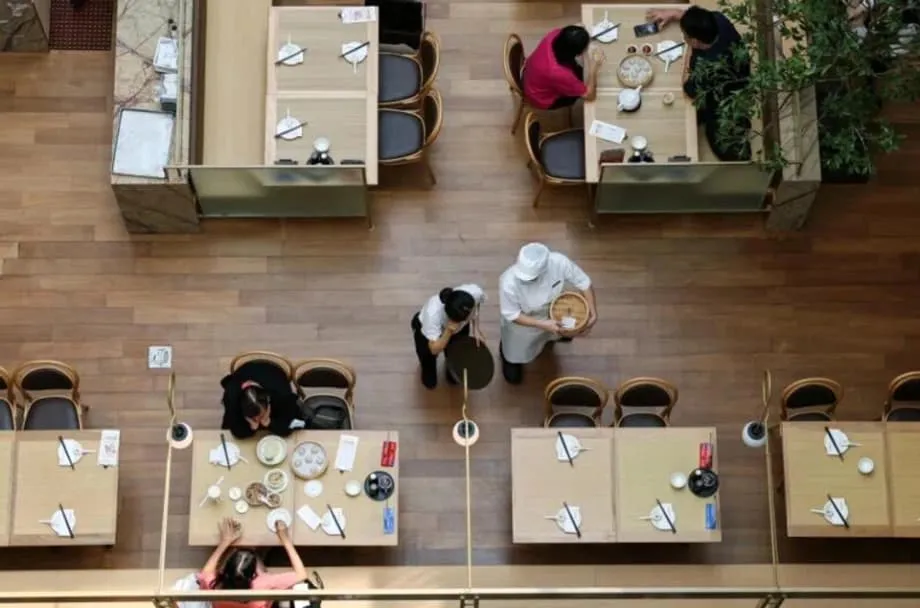 Tinutumbok ng mga Pandaigdigang Kadena ng Pagkain at Inumin ang Nagbabagong Pamilihan ng Singapore