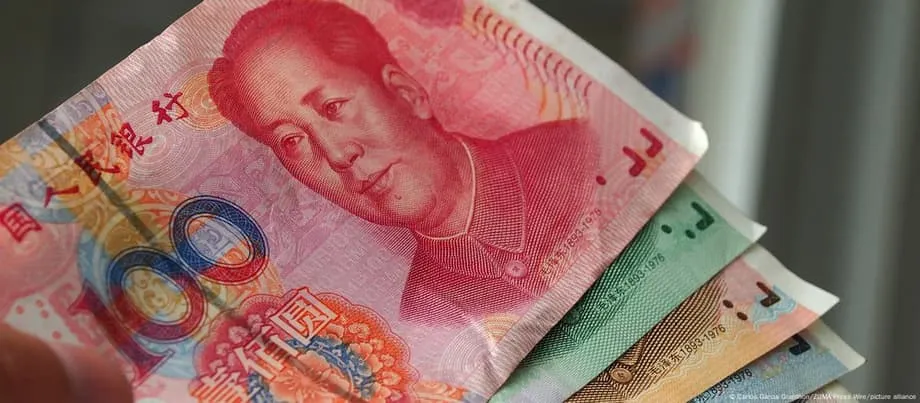 Nahigitan ng yuan ang dolyar sa mga pagbabayad sa ibang bansa ng China habang lumalawak ang paggamit nito sa kalakalan sa kabila ng mga hadlang