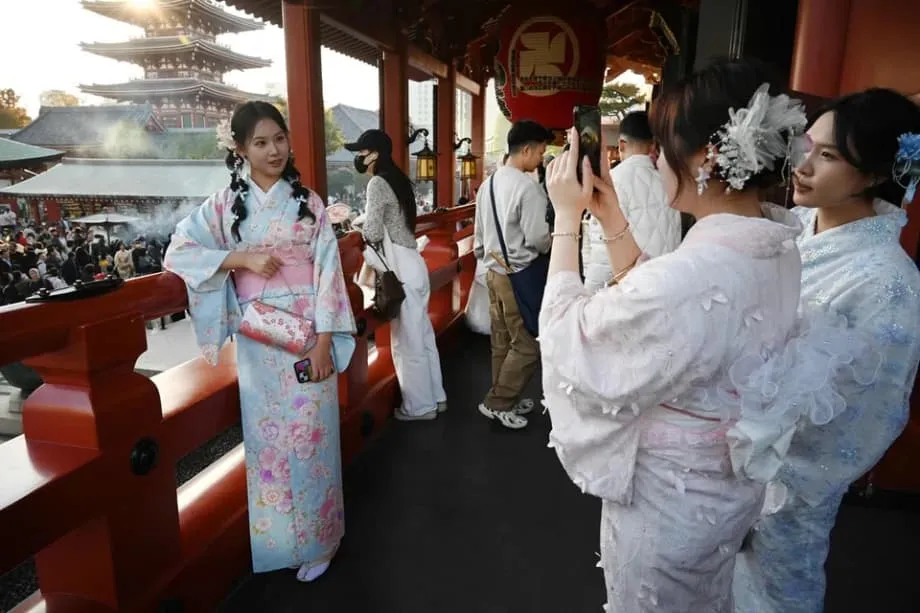 Hanggang 40 Porsiyento ng mga Flight mula China Patungong Japan ang Kinansela Dahil sa Alitan sa Taiwan na Tumama sa Paglalakbay at Negosyo