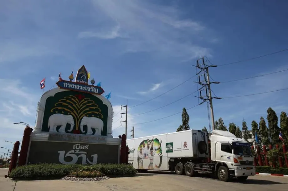 Pinaluwag ng Thailand ang Pagbabawal sa Pagbebenta ng Alak sa Hapon sa Anim na Buwang Pagsubok