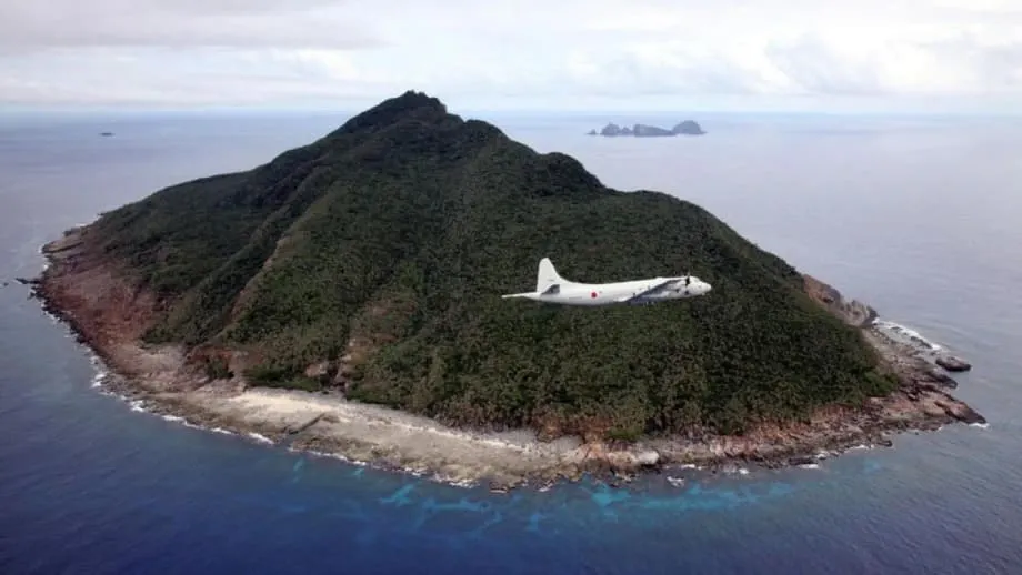 Nagharap ang mga Coast Guard ng China at Japan malapit sa pinagtatalunang mga isla