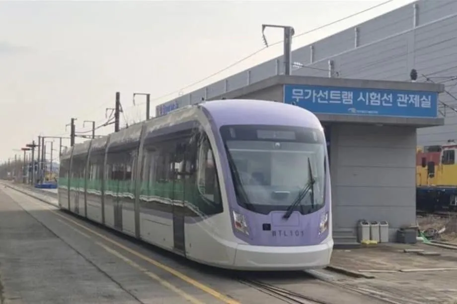 Muling Ipinakikilala ng Seoul ang mga Tram sa Kalsada Matapos ang 58 Taon sa Pamamagitan ng Wirye Line na Pinatatakbo ng Baterya