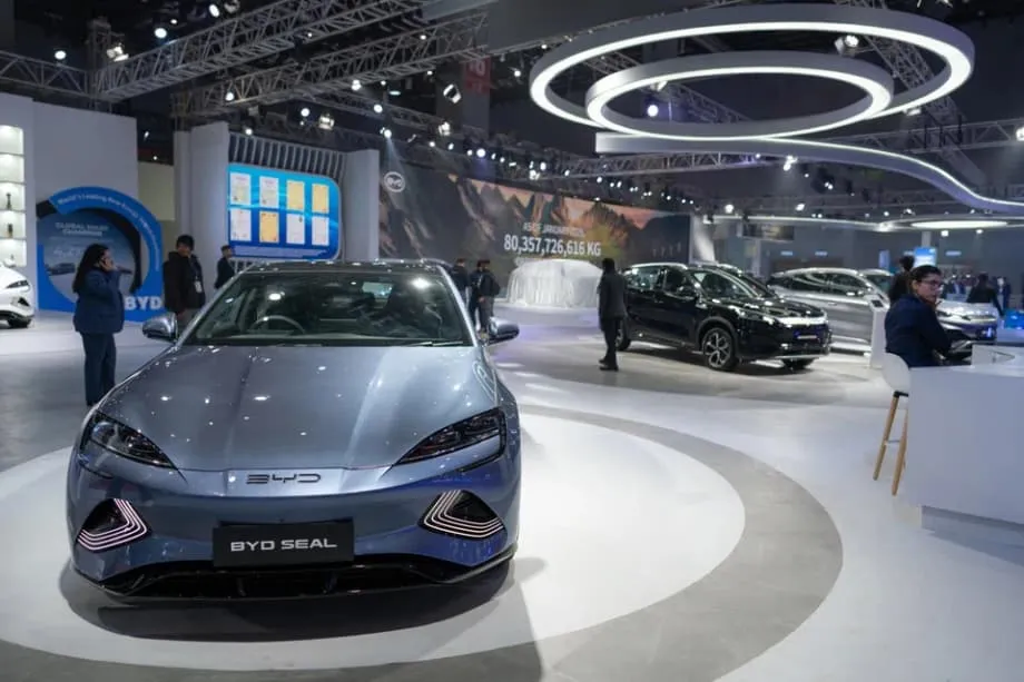 $60 Bilyong Pagkalugi ng BYD sa Market Value, Nagbubunyag ng Lumalalim na Krisis sa Sektor ng Electric Vehicle ng China