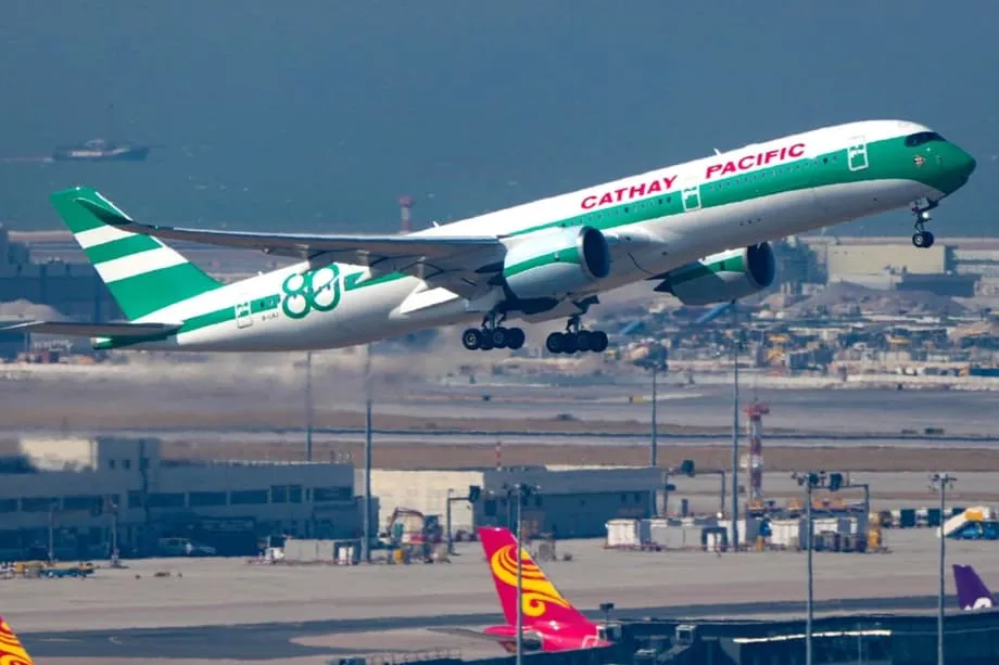 Itataas ng Cathay Pacific ang Hatian sa Kita para sa 2025 Kasabay ng Matatag na Pagbangon