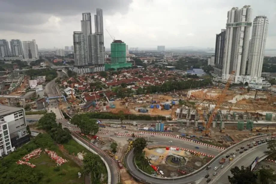 Nabibinbin ang pagdami ng mga data center sa Johor dahil sa pagkaantala ng koneksiyon sa grid na nagtutulak sa pagtanggi sa mga proyekto