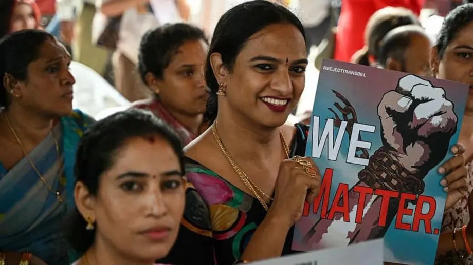 Nagbunsod ng mga Protesta sa Buong India ang Bagong Panukalang Amyenda sa Batas para sa mga Transgender Dahil sa Pag-urong ng mga Karapatan