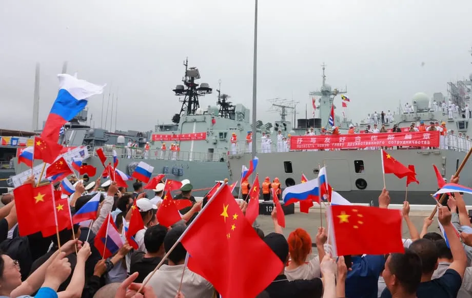 Ang Pinag-ugnay na Banta sa Buong Eurasia: Paano Binabago ng Pakikipagtuwang ng Tsina at Russia ang Seguridad ng Australia
