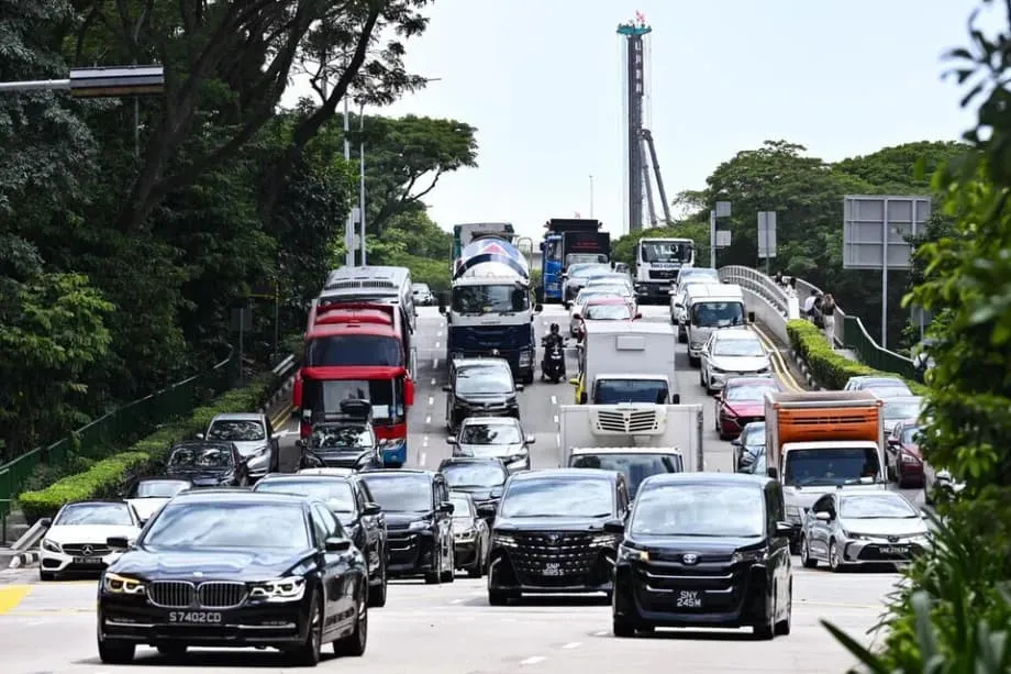 Naging sandigan ng Asya sa suplay ng diesel ang India habang sinasakal ng digmaan sa Iran ang mga pandaigdigang ruta ng enerhiya