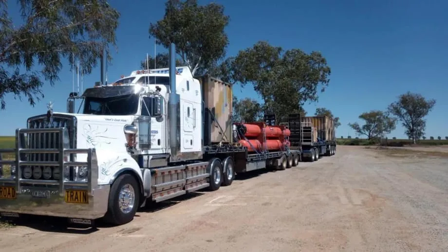 Nanganganib Bumagsak ang Industriya ng Kargamento sa Australia Habang Doble ang Presyo ng Diesel at Nabibiyak ang mga Supply Chain