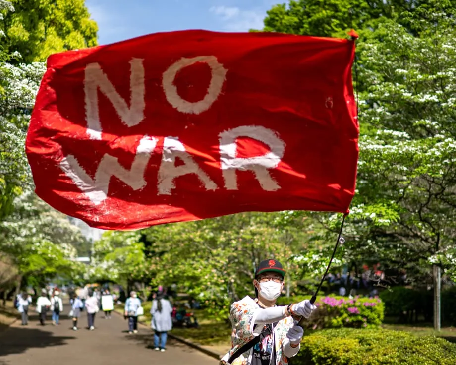 Kumikilos ang Kabataan ng Japan Laban sa Pagbabago ng Konstitusyon Habang Hinaharap ng Panahong Pacifist ang Pinakamalaking Pagsubok