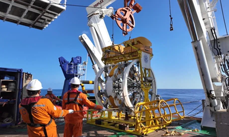 Materyales ng Neutrino Telescope na TRIDENT ng China, Matagumpay sa Mahalagang Pagsubok sa Malalim na Dagat