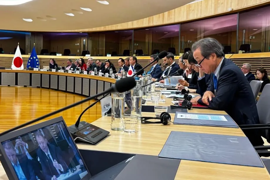 Bumuo ang EU at Japan ng Alyansa sa Mahahalagang Mineral upang Kontrahin ang Pangingibabaw ng China sa mga Supply Chain