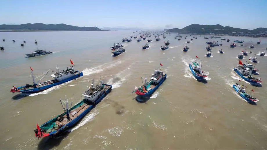 Sa Loob ng Gray Zone: Paano Ginagamit ng China ang mga Pangkabuhayang Barko sa Pangingisda Bilang Sandatang Pandagat