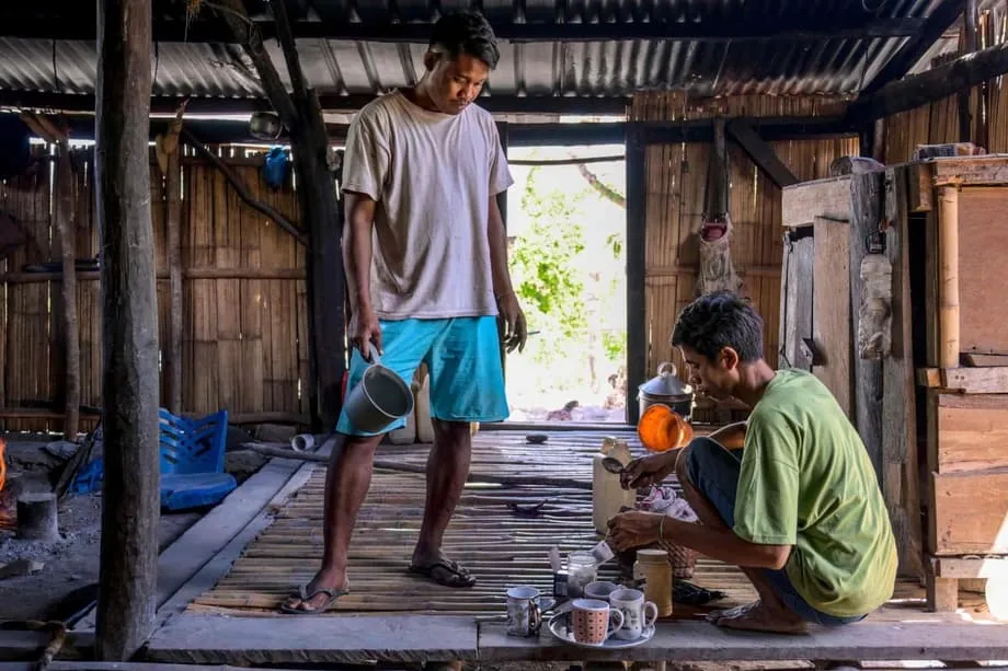 Sa Paraisong Pulo ng Indonesia, Nanatiling Bahagi ng Araw-araw ang Pang-aalipin