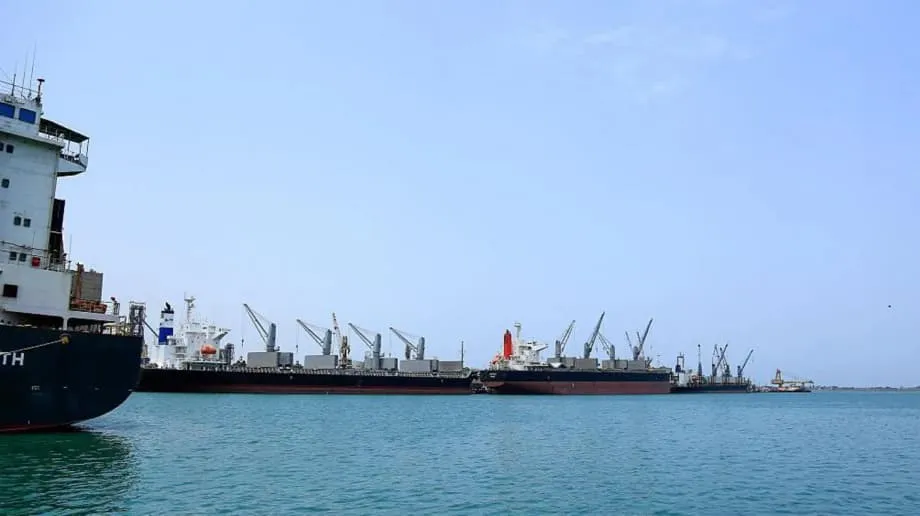 Lumubog ang Barkong Indian sa Dagat na Pula Matapos Atakihin sa Baybayin ng Yemen; Nasagip ang Buong Tripulasyon
