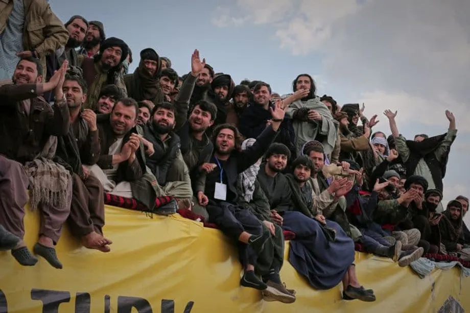 Pinag-isa ng Pambansang Kampeonato ng Buzkashi ng Afghanistan ang Libu-libo sa Kabul