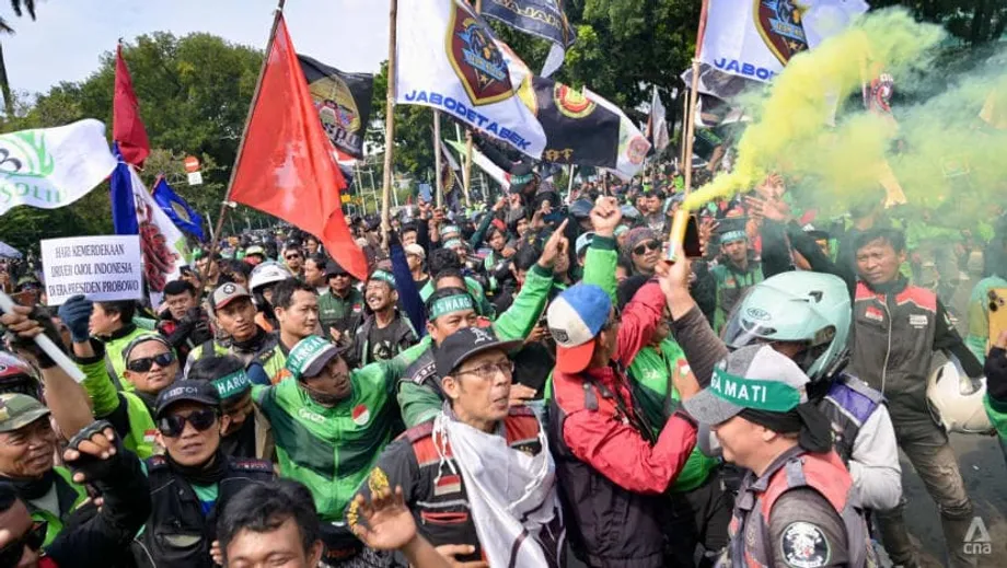 Rebolusyon sa mga Serbisyo ng Ride-Hailing sa Indonesia: Isinasaalang-alang ng Gobyerno ang Malawakang Proteksiyon para sa mga Drayber