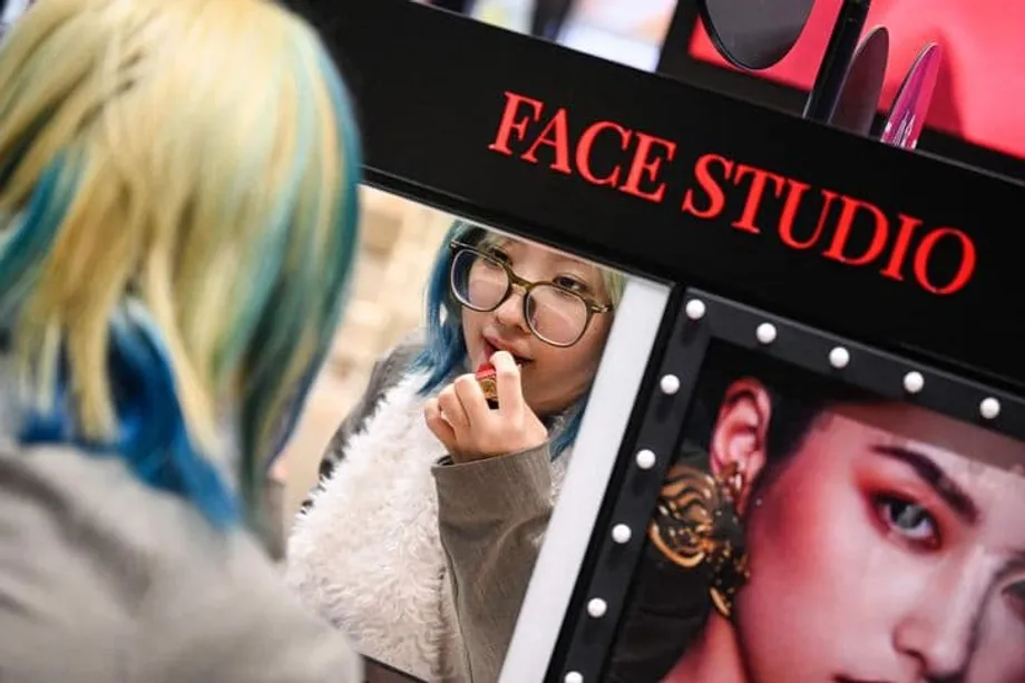 Hinahamon ng Umuusbong na Industriya ng Pampaganda ng China ang Pandaigdigang Pangingibabaw ng K-Beauty