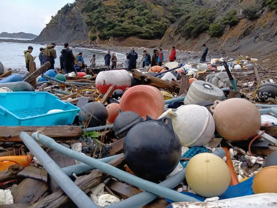 Isla ng Tsushima: Komunidad sa Hangganan na Nalulunod sa Plastikong Galing sa Ibang Bansa