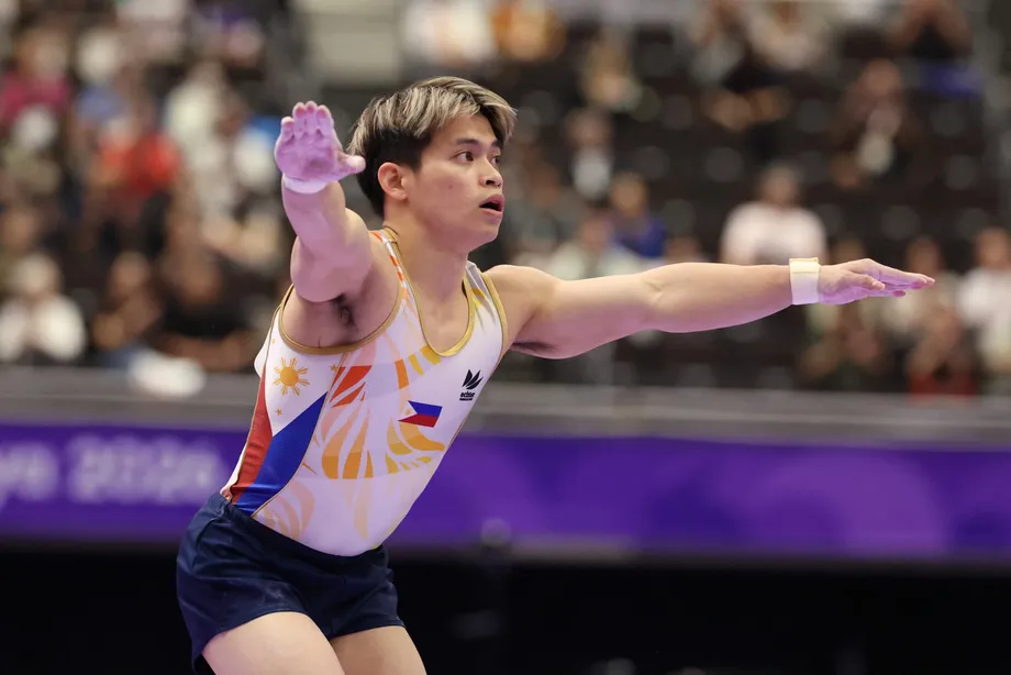 Carlos Yulo Targets Vault Defense as Brothers Lead Philippine Campaign at Rotterdam Worlds